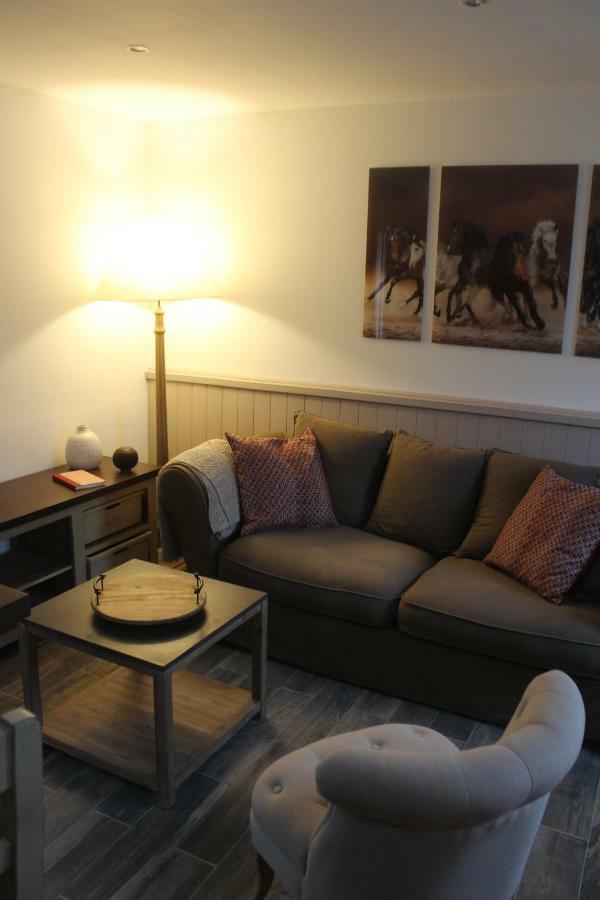 La Grosse Pierre Villa Mehers ภายนอก รูปภาพ